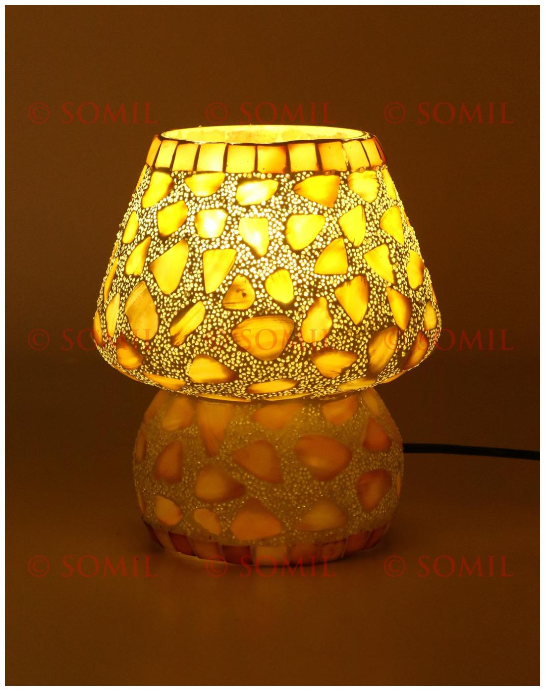 

Shining Multicolor Hand Decorative With Colorful Beads Chips Glass Table Lamp