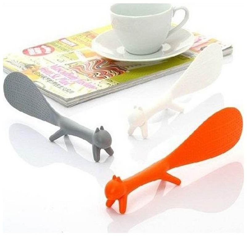 

ShopAIS Plastic Squirrel Shaped Non-stick Rice Spoon Scoop - Assorted Colour