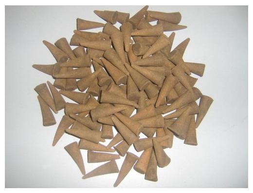 

Shree Pujan Mogra Dhoop Dry Cone Pack Of 100Pcs (Jar Not Avilable)