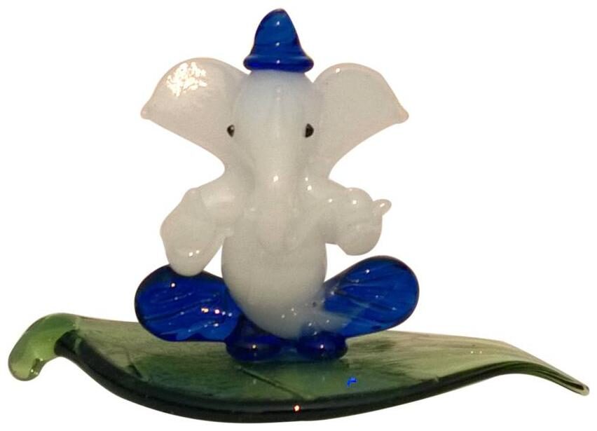 

Somil Little Gnesha Sitting On Leaf Crystal