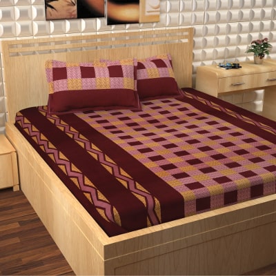 

Story Home Cotton Geometric King Size Bedsheet 300 TC ( 1 Bedsheet With 2 Pillow Covers Maroon )