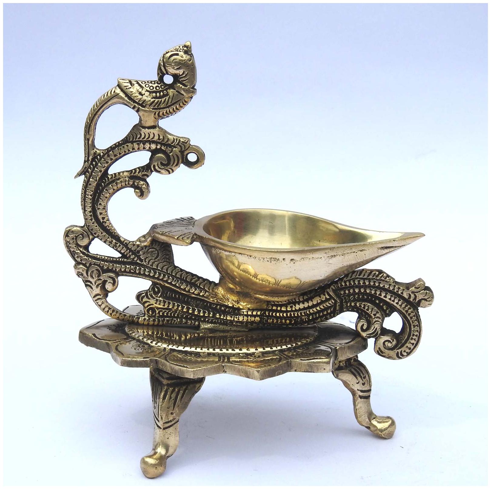 

Susajjit Decor Decorative Brass Table Diya