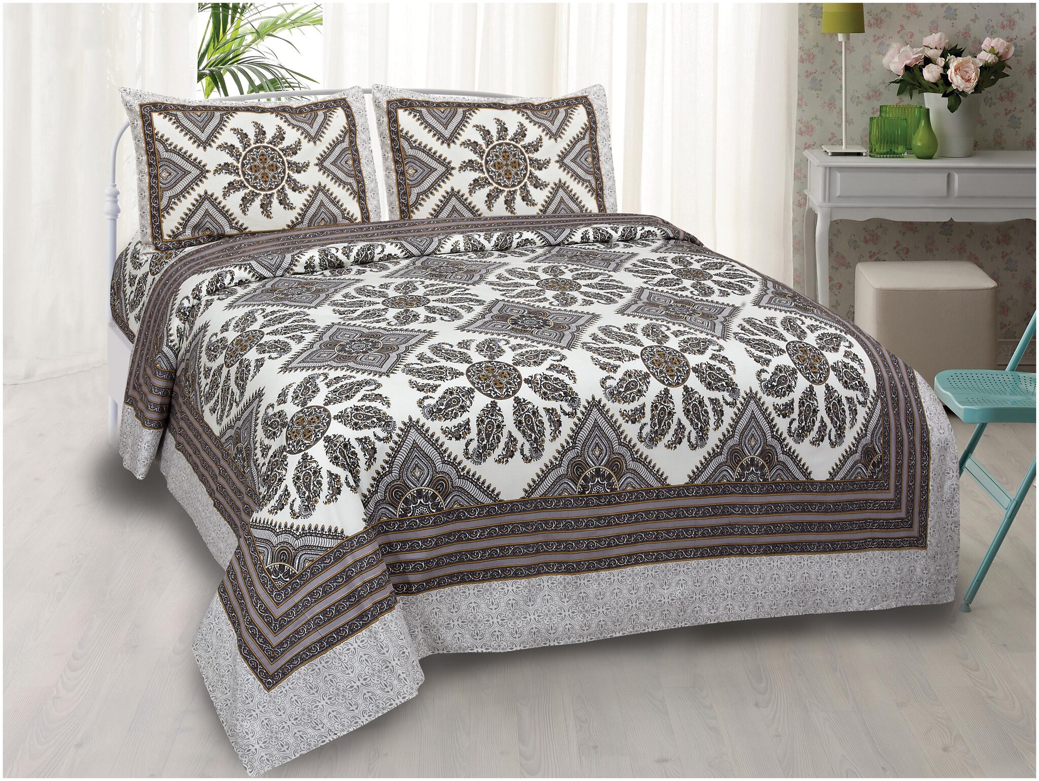 

TEXSTYLERS Cotton Abstract King Size Bedsheet 220 TC ( 1 Bedsheet With 2 Pillow Covers Multi )