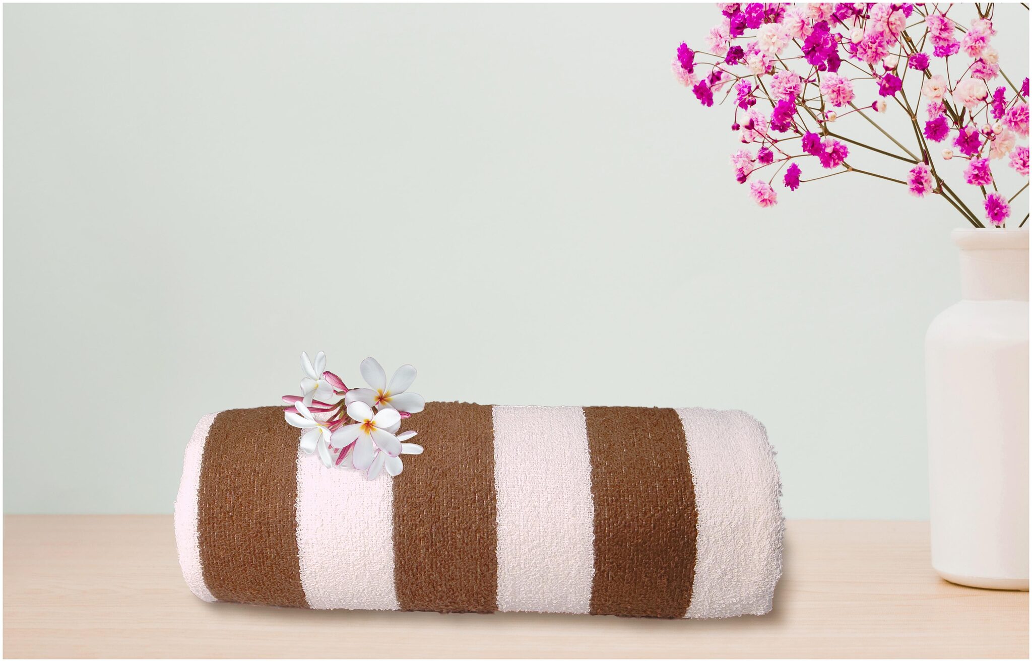 

THARUNSHA ELITE 500 GSM Cotton Bath towel ( 1 piece Brown )