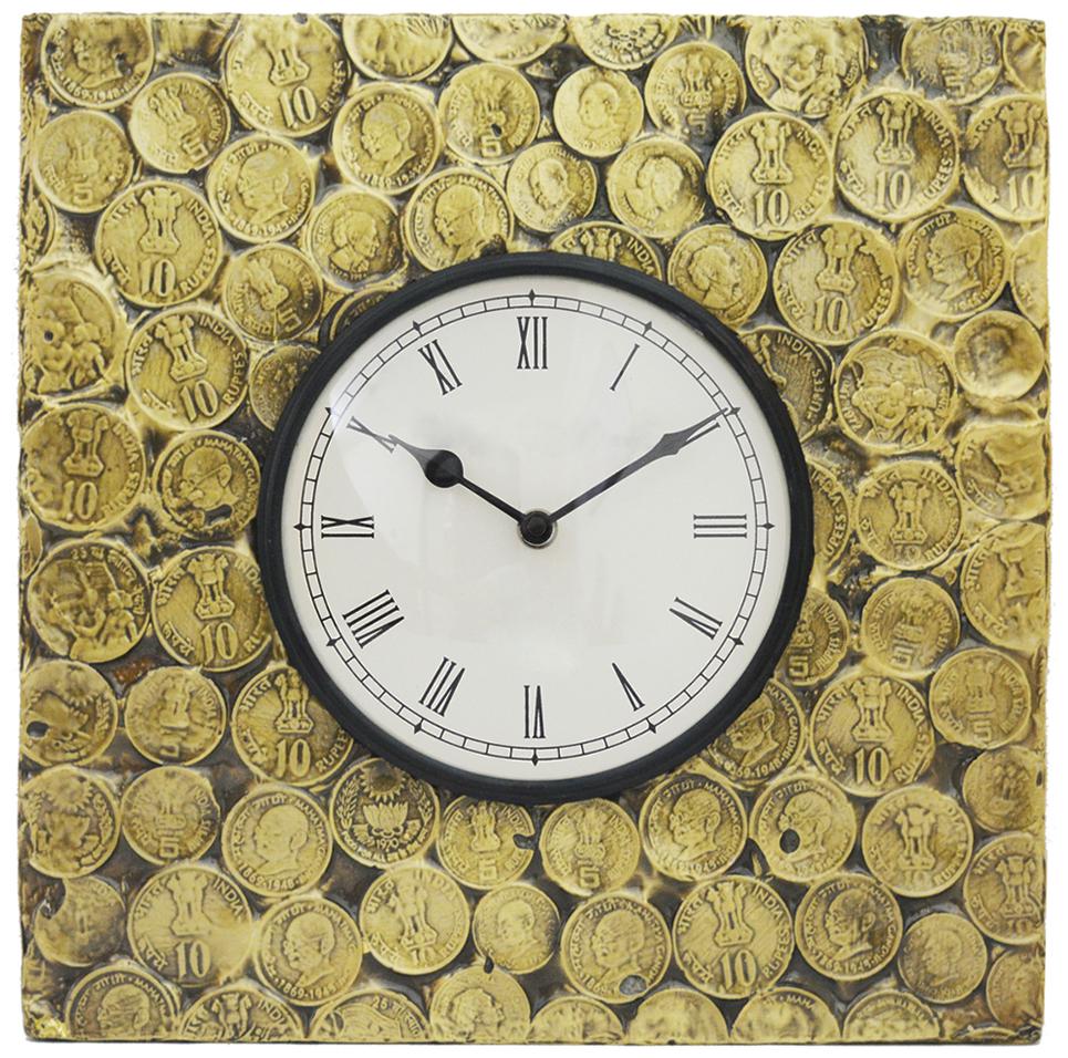 

Dream Era Metal Wood Analog Wall clock ( Set of 1 )