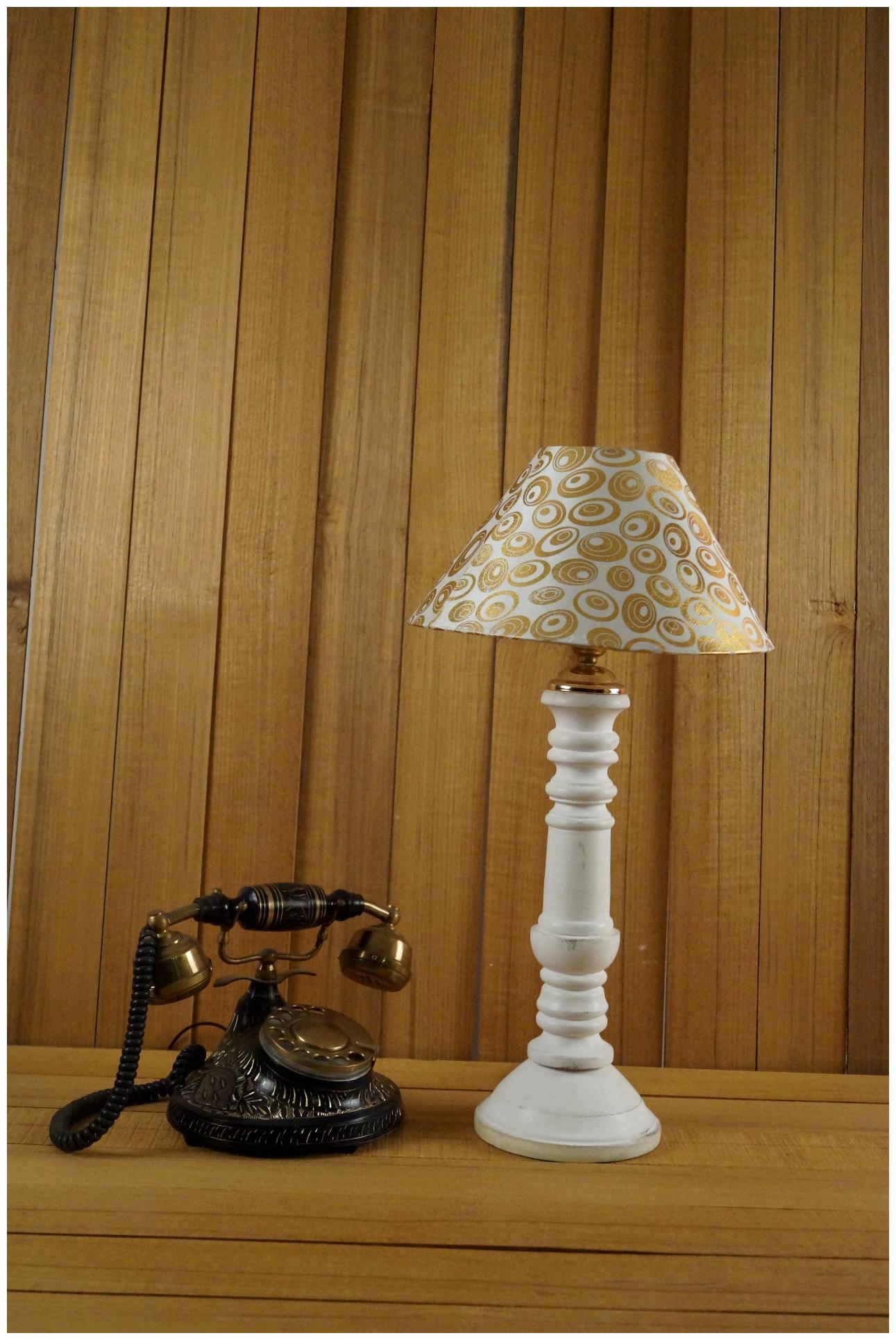 

Tucasa White Mango Wood Table Lamp With 10 Pyramid Shade--Khadi Gold