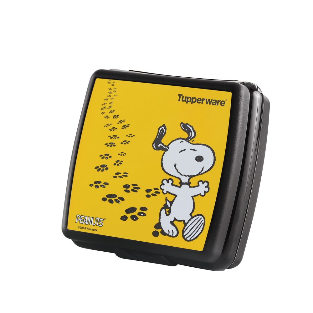 

Tupperware Sandwichkeeper Peanuts