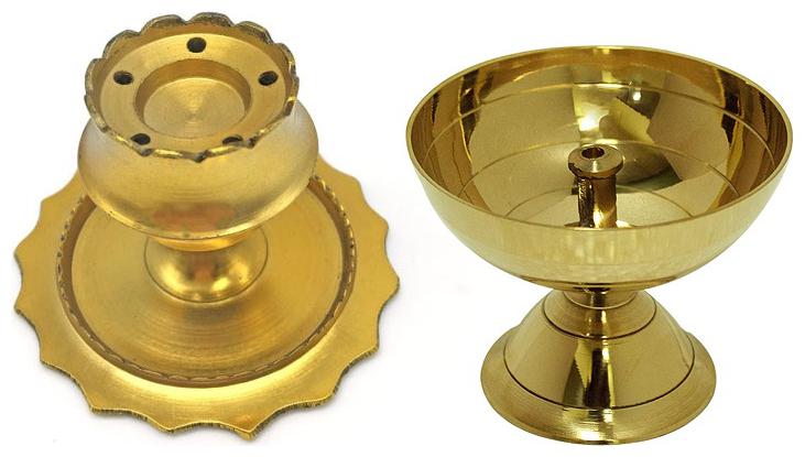 

Utkarsh Combo Of Incense Stick Holder With Classic Round Paro Pyali Table Diya