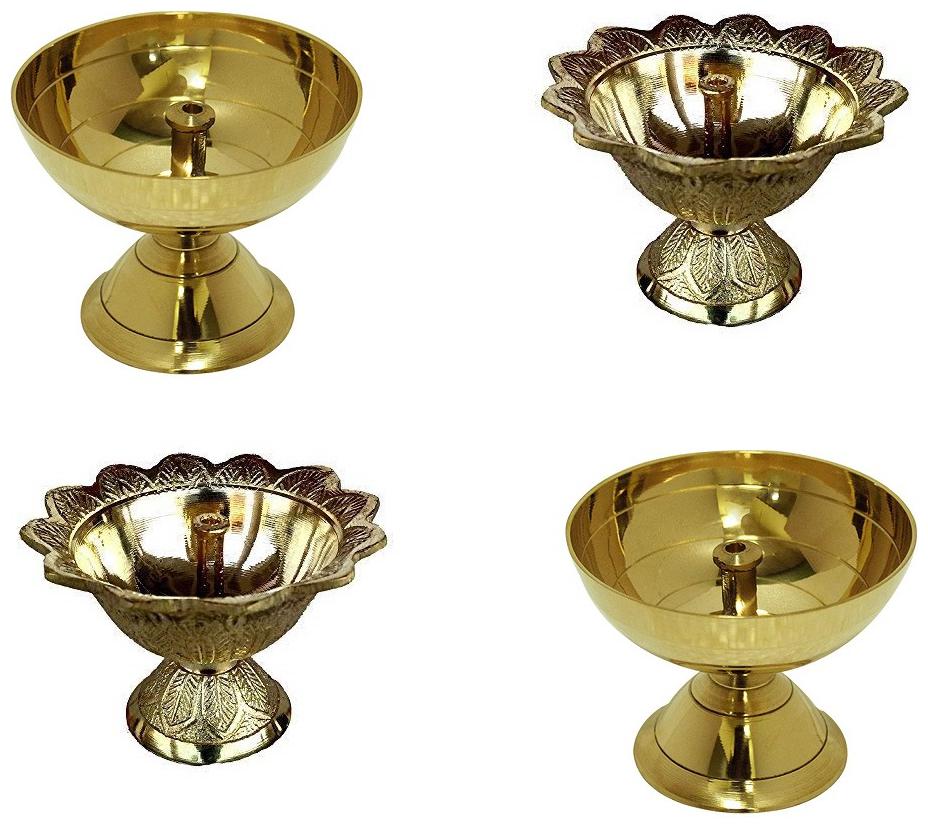 

Utkarsh Combo Of 2 pcs Classic Round Pure Brass Paro Pyali Table Diya With 2 pcs Diwali Devdas (No 1 ) Diya