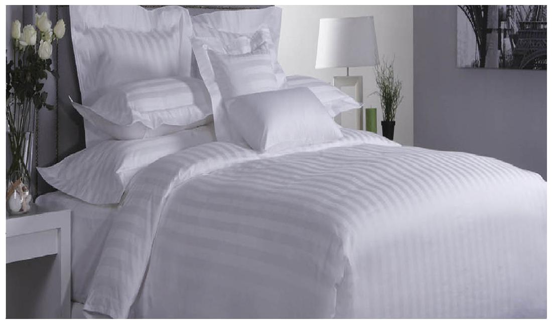 

Valtellina Cotton Abstract Single Size Bedsheet 104 TC ( 2 Bedsheet With 2 Pillow Covers White )
