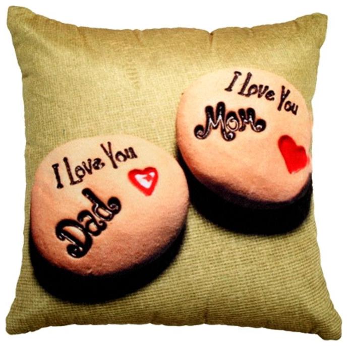 

Valtellina I love u Mom Dad Brown colour Cushion cover