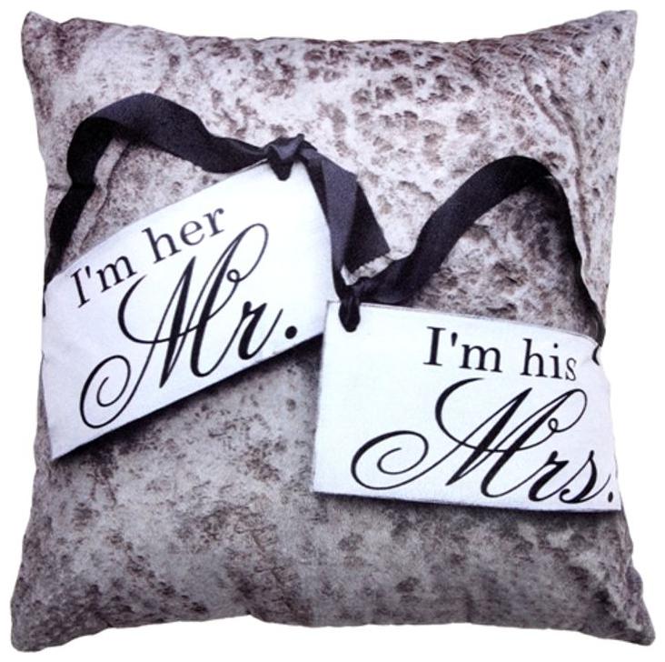 

Valtellina I m her Mr I m his Mrs Printed Cushion cover