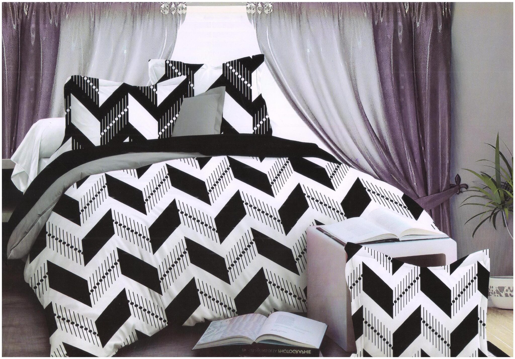

Valtellina Cotton Printed Double Size Bedsheet 140 TC ( 1 Bedsheet With 2 Pillow Covers Black )