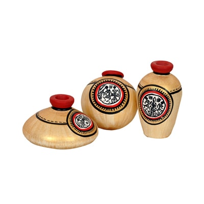 

VarEesha Miniature Terracotta Flower Pots Set (Set Of 3)