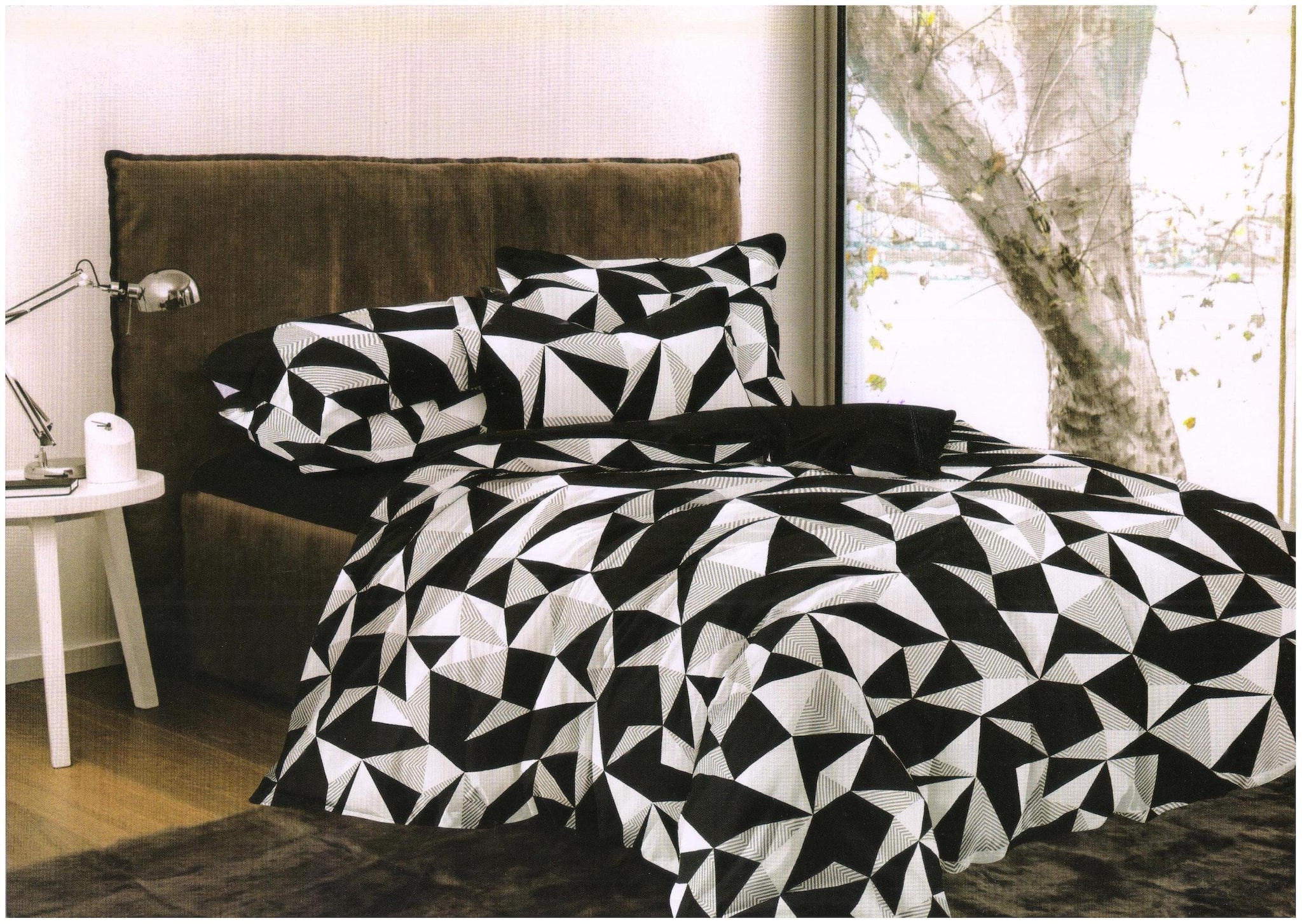 

Welhouse India Cotton Printed Double Size Bedsheet 140 TC ( 1 Bedsheet With 2 Pillow Covers Multi )