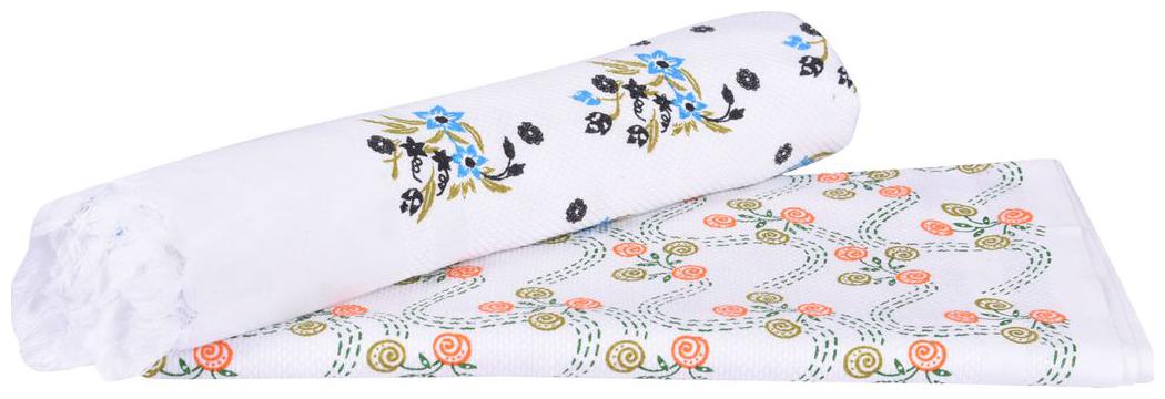 

WHITE PRINT TOWEL