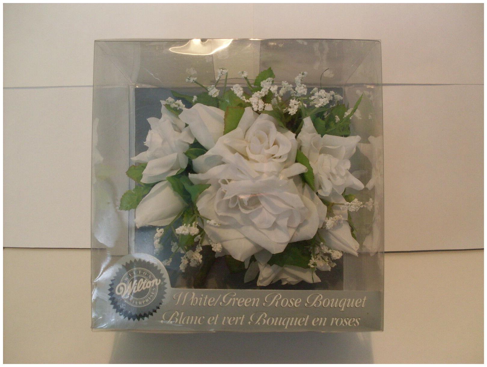 

WHITE ROSE AND BABYS BREATH ROUND BOUQUET NEW WILTON BOXED SILK WEDDING OR PROM