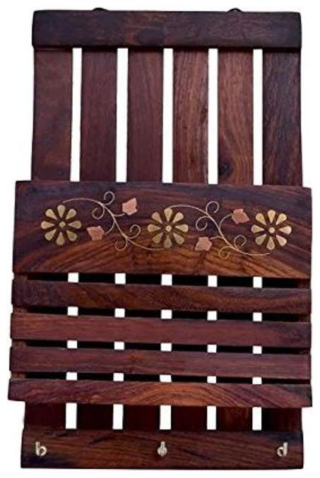 

Worthy Shoppee Brown Wax Key Hanger With Letter Rack