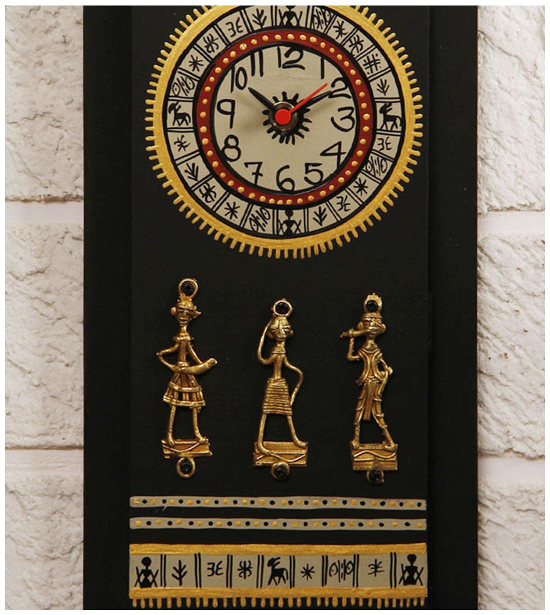 

Unravel India Warli Hand Painted Wooden Clock With Dhokra Craft