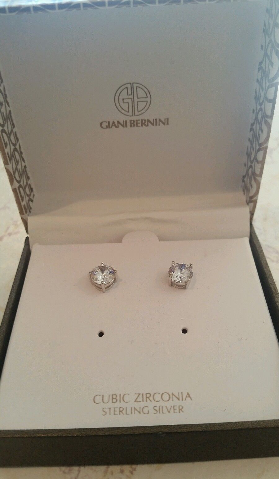 

A Pair Of Giani Bernini Cubic Zirconia Stud Earrings Sterling silver New in box