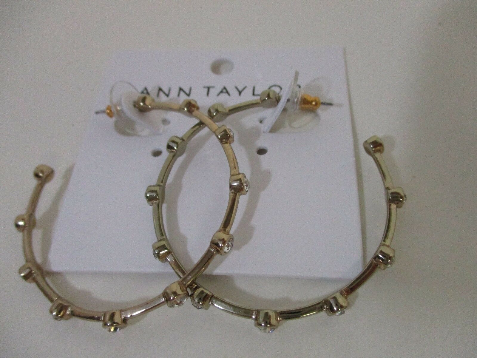 

Ann Taylor Women s Large Round Crystal Hoop Earrings NWT 39 50 Rainbow