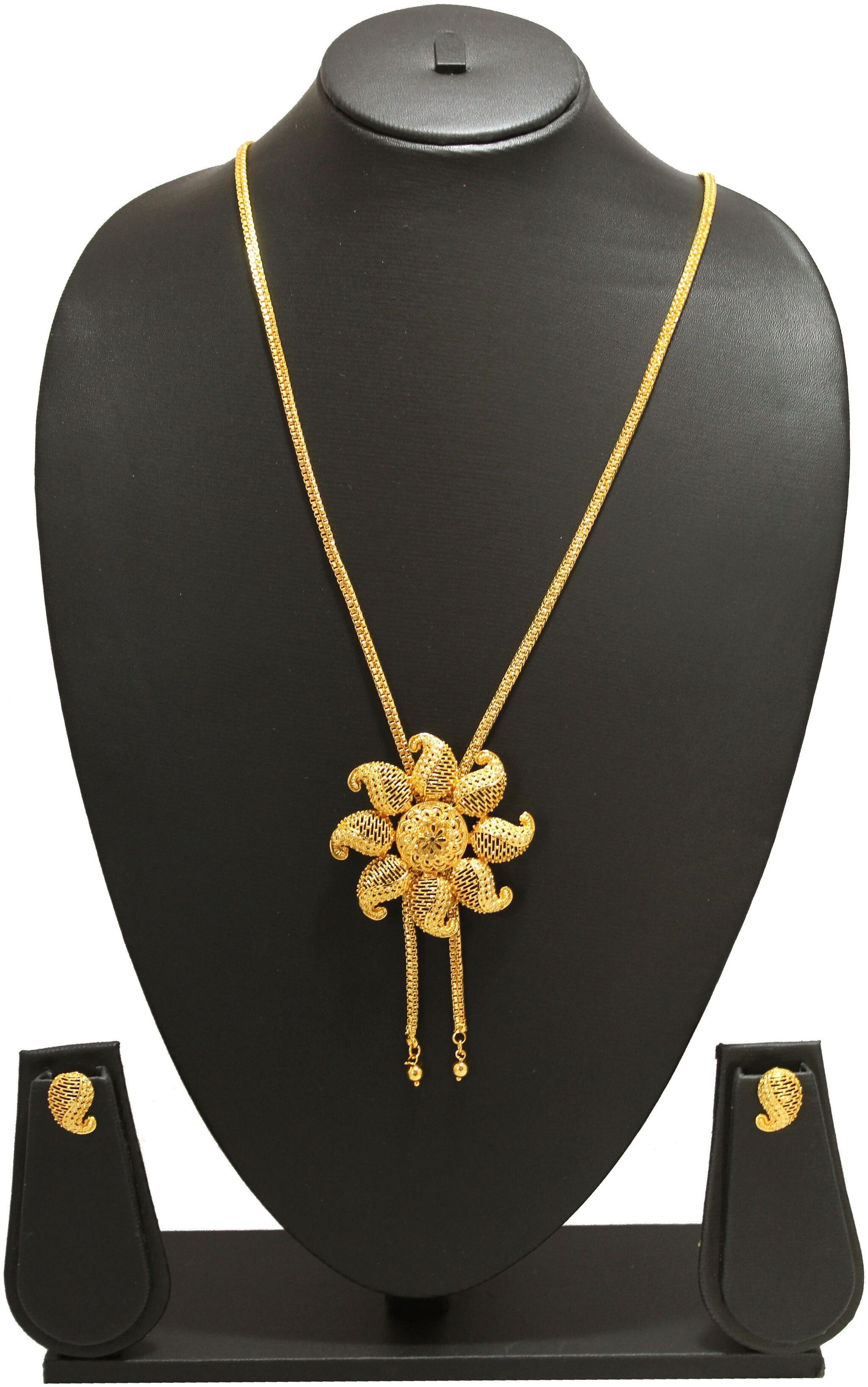 

Arkaja Beautiful Brass Necklace Set
