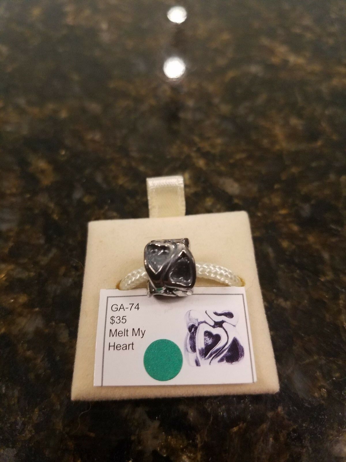 

Authentic Chamilia Melt My Heart Charm