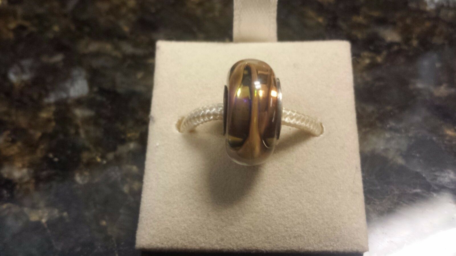 

Authentic Chamilia 24K Gold Collection - Royal Gold Murano Glass Charm