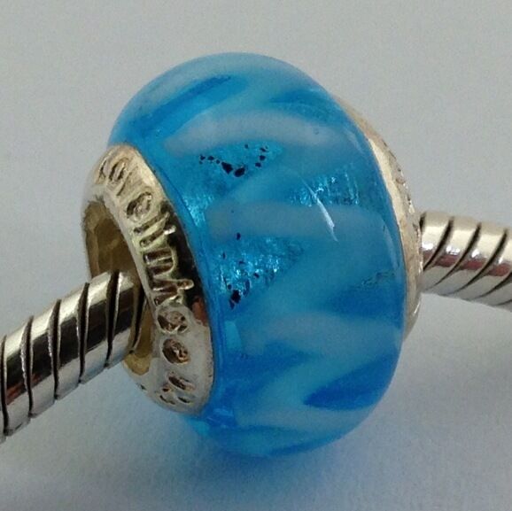 

Authentic Lovelinks Pastiche Blue White Zigzag Murano Glass Bead Charm Tm248