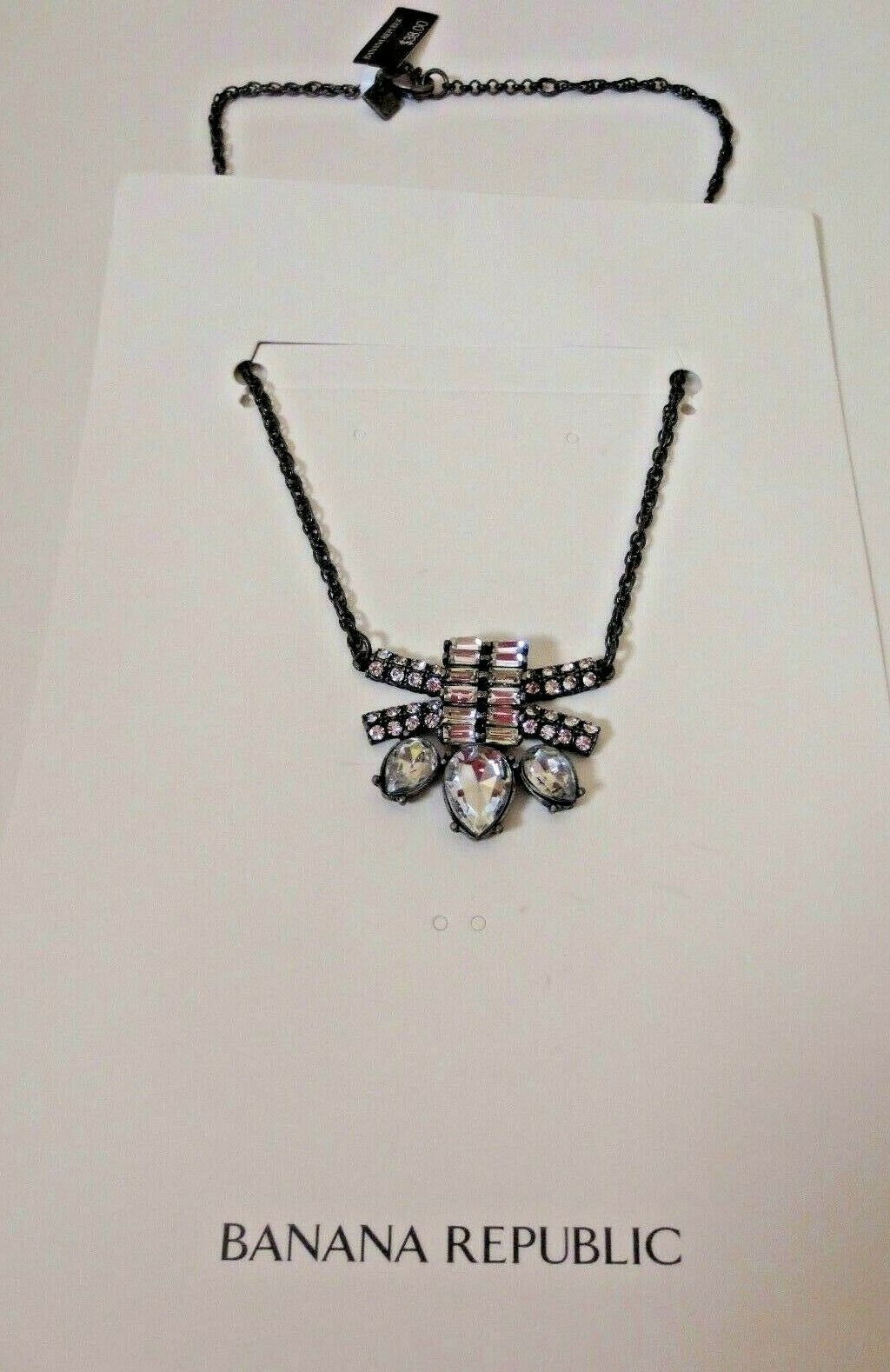 

Banana Republic Women s Crystal Fan Brooch Statement Necklace NWT 38 00