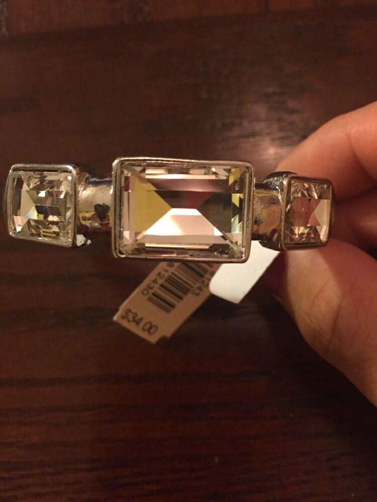 

Beautiful 2028 Silver Fashion Bracelet