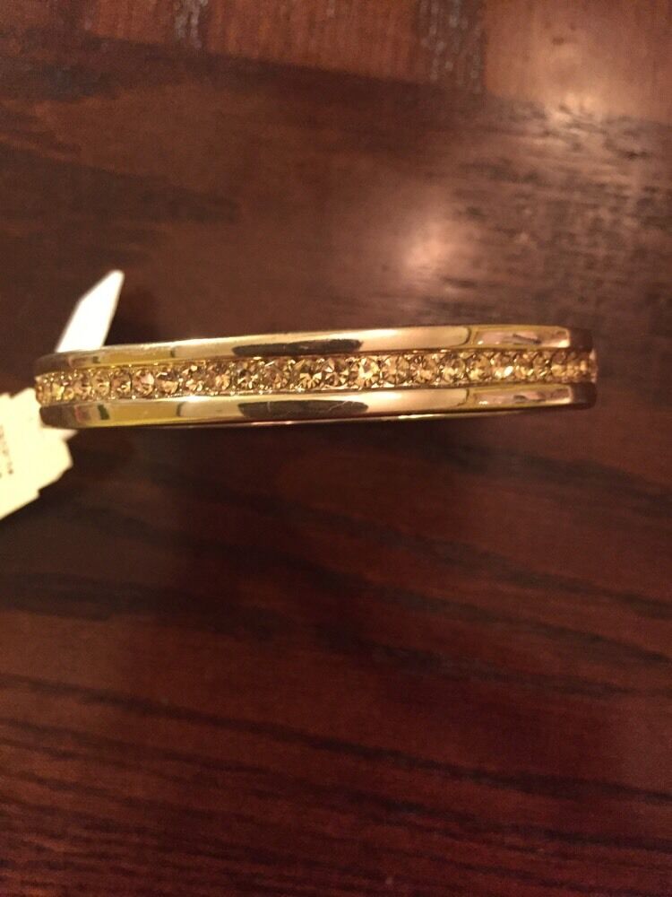 

Beautiful Jessica G Gold 2028 Fashion Bracelet