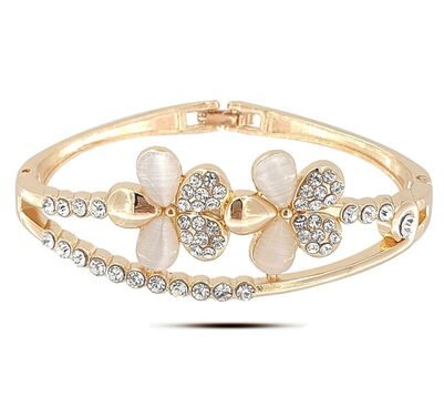 

Best Valentine Gift YouBella Jewellery Valentine Collection Crystal Charm Bangle Bracelet For Girls and Women (Gold)