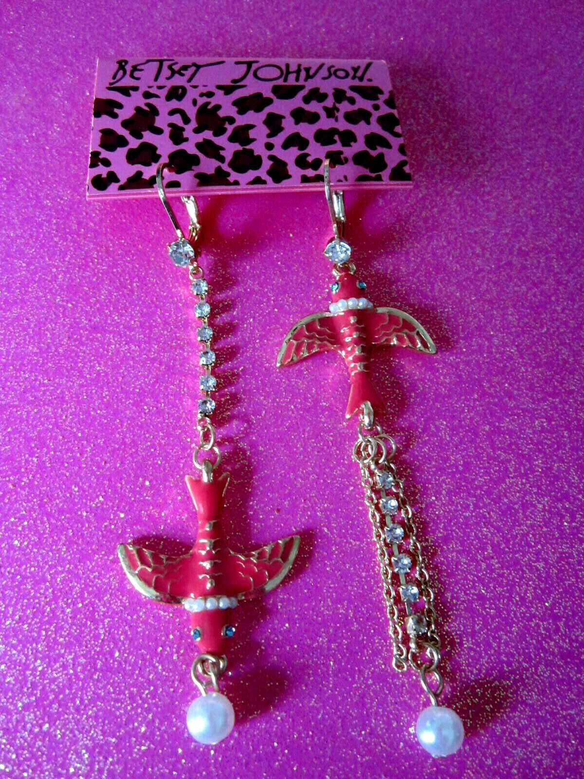 

Betsey Johnson Pink Swallow Bird Dangle Earrings