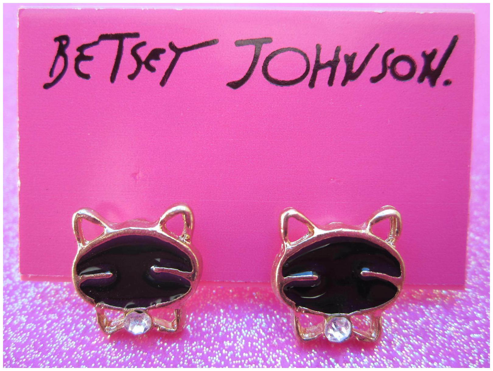 

Betsey Johnson Cat Stud Earrings
