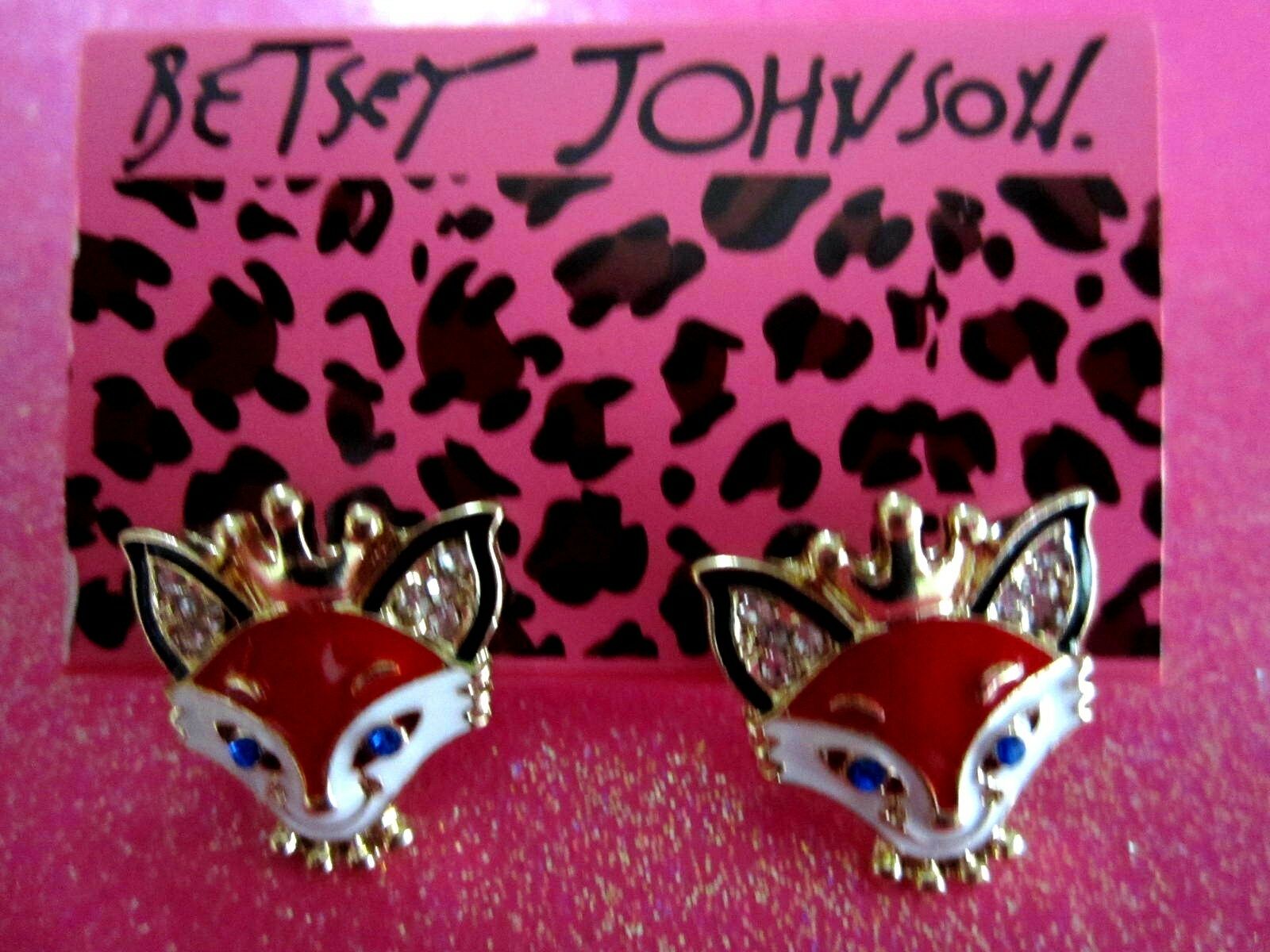 

Betsey Johnson Red Fox Stud Earrings