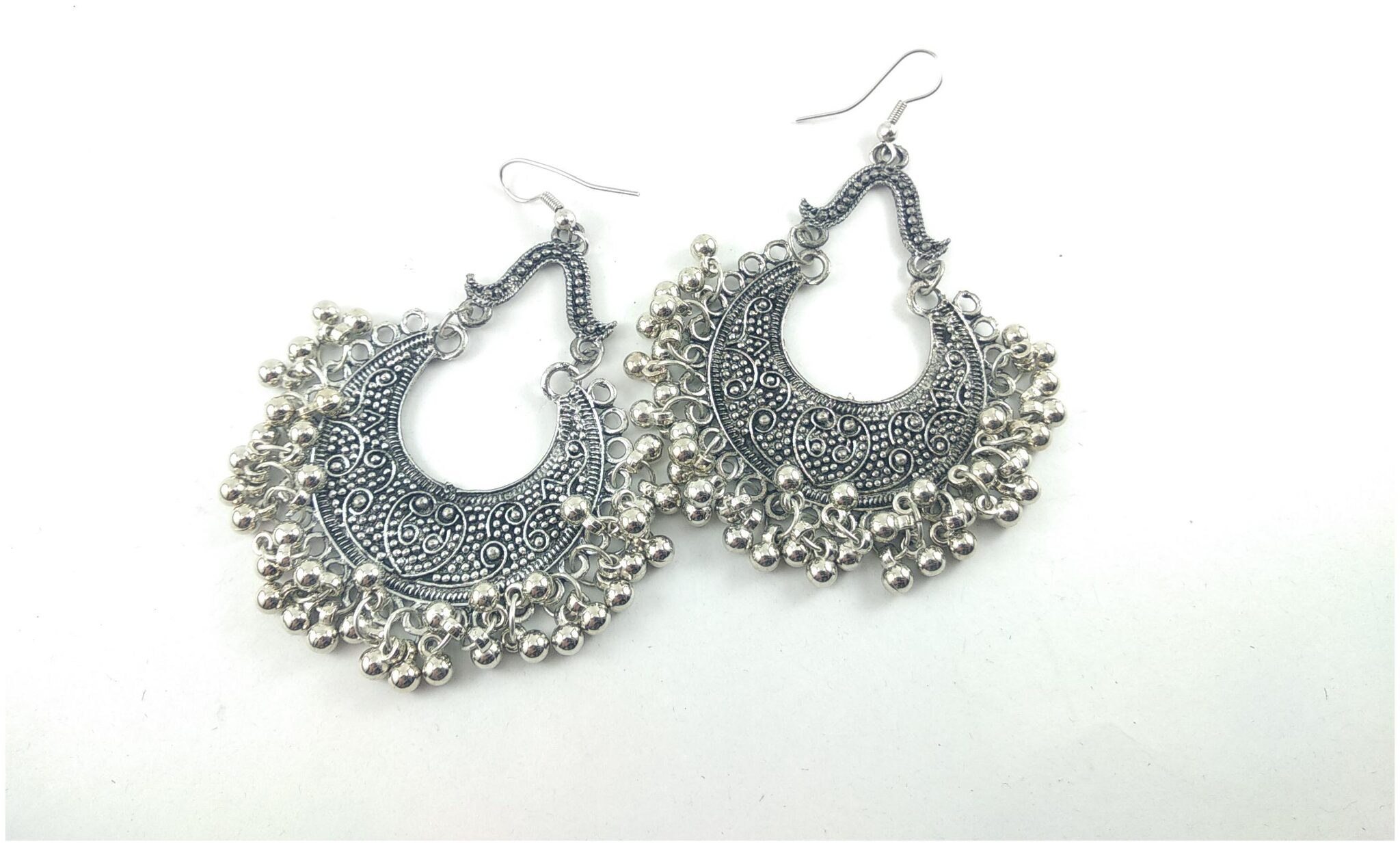 

BLACK DANGLER ETHNIC JHUMKA STYLE EARRINGS