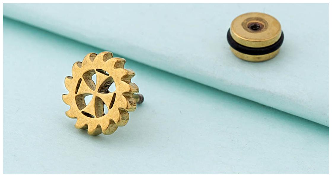 

Dare by Voylla Royal Stud Driving Gear Earring