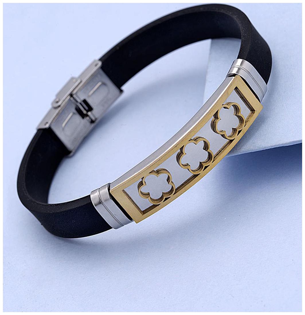 

Dare by Voylla Royal Bands Clover Leaves Bracelet