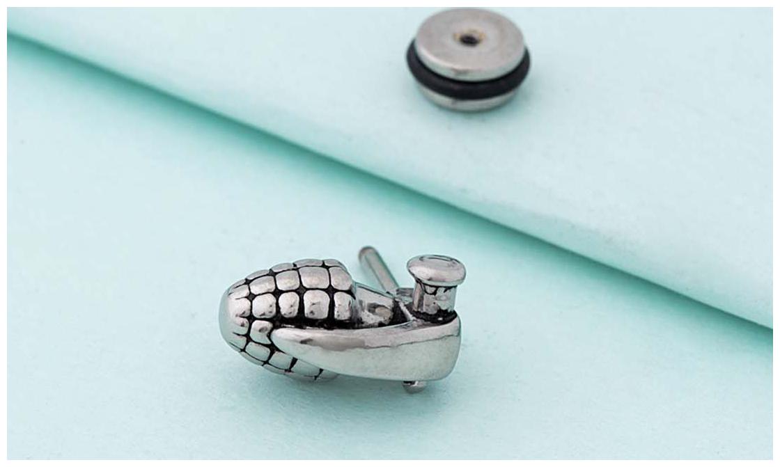 

Dare by Voylla Royal Stud Grenade Earring