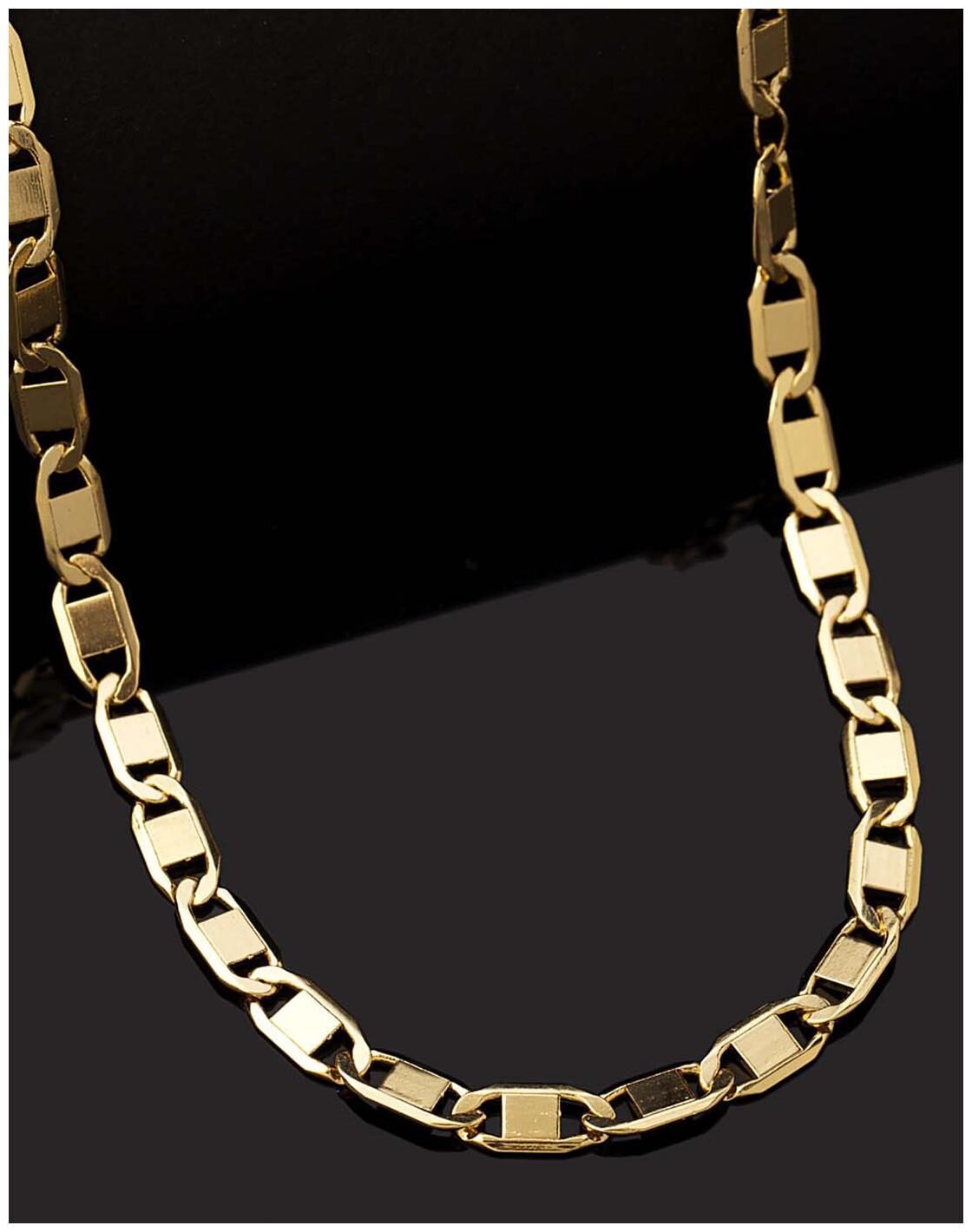 

Dare by Voylla Royal Links Stainless Steel Link Chain