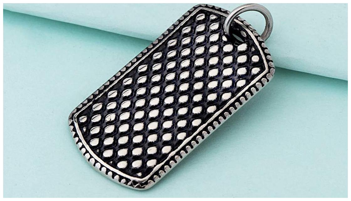 

Dare by Voylla Classic Pendants Beaded Surface Pendant