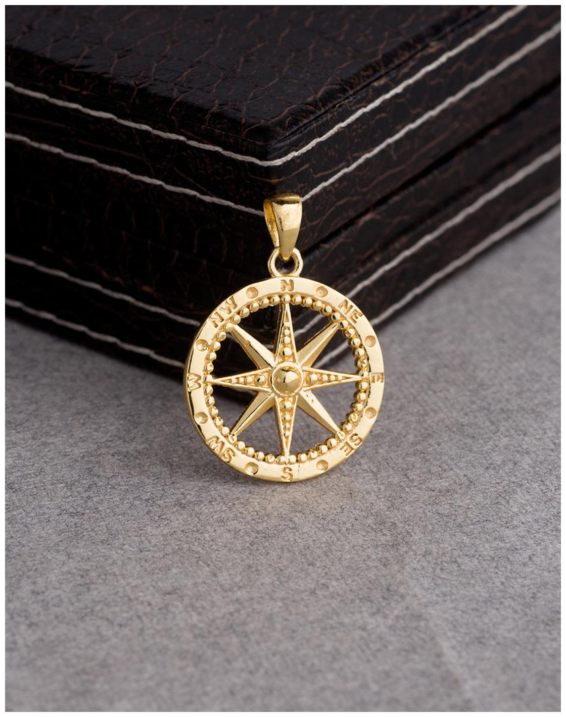 

Dare by Voylla Nautical Compass Pendant For Men