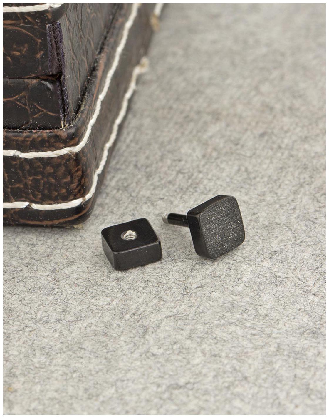 

Dare by Voylla Punk Rock Stud Out Square Earring