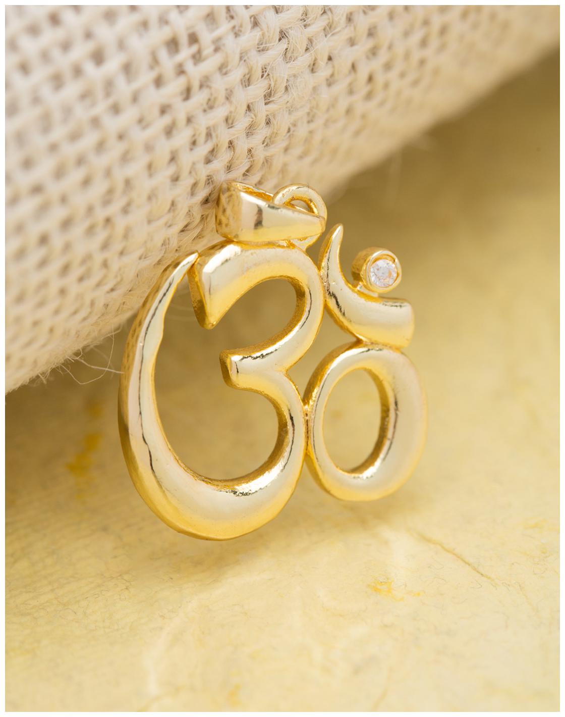 

Dare by Voylla Religious OM Pendant Inspired by Spiritual Saga
