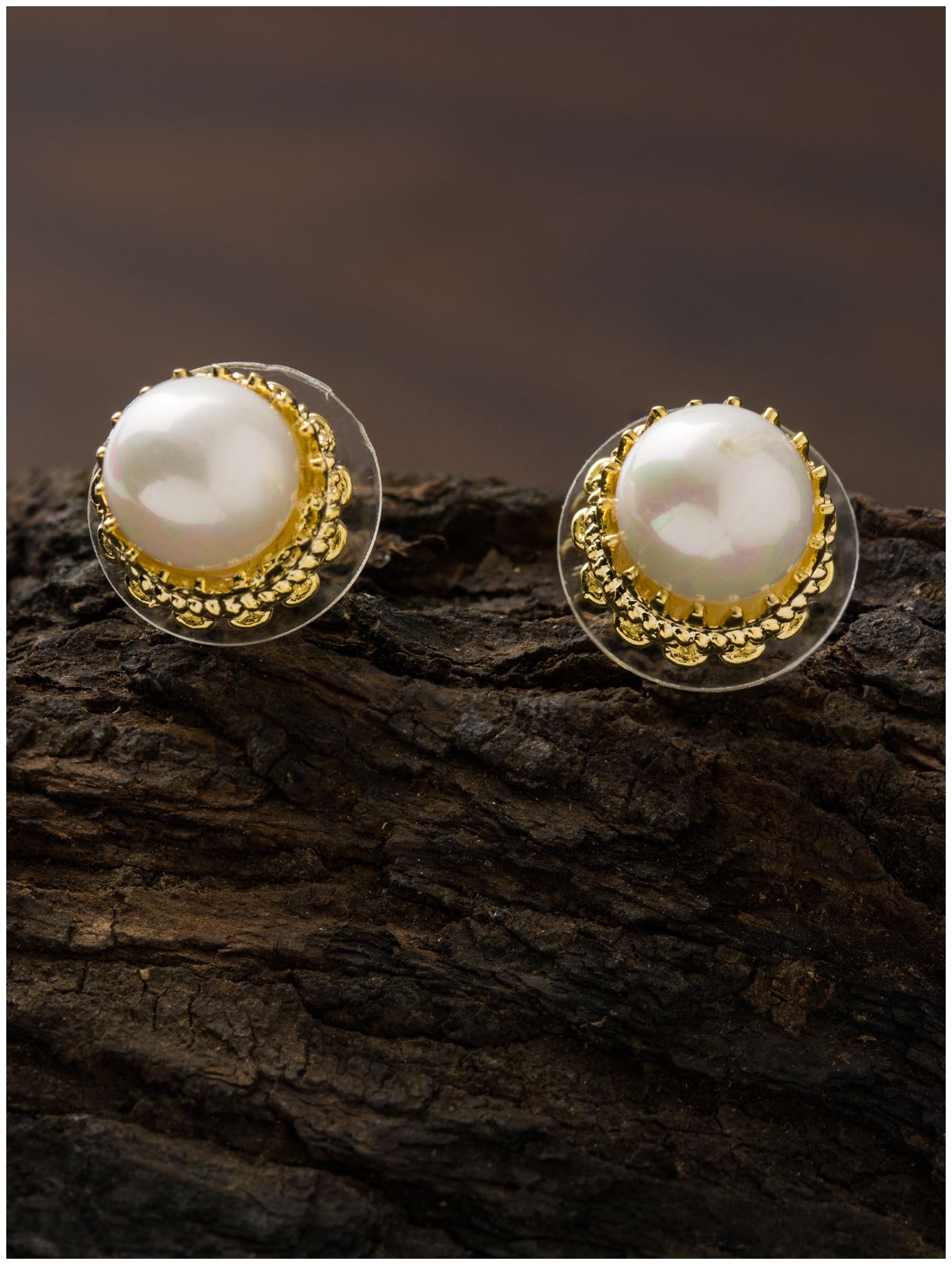 

E2O Classic White Stud Gold Plated Pearls Earring