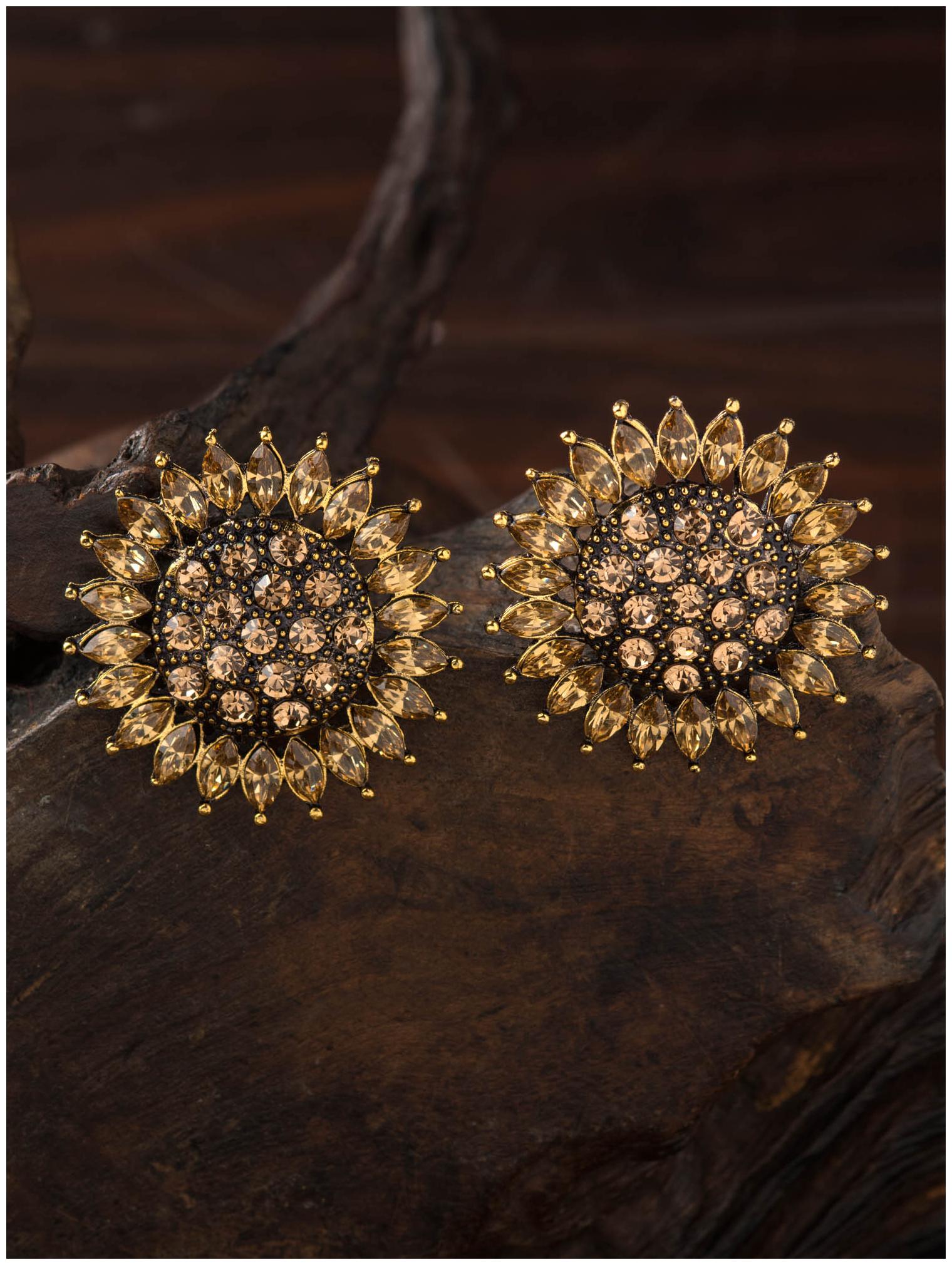 

E2O Classic Bronze Stud Gold Plated With Floral Design Earring