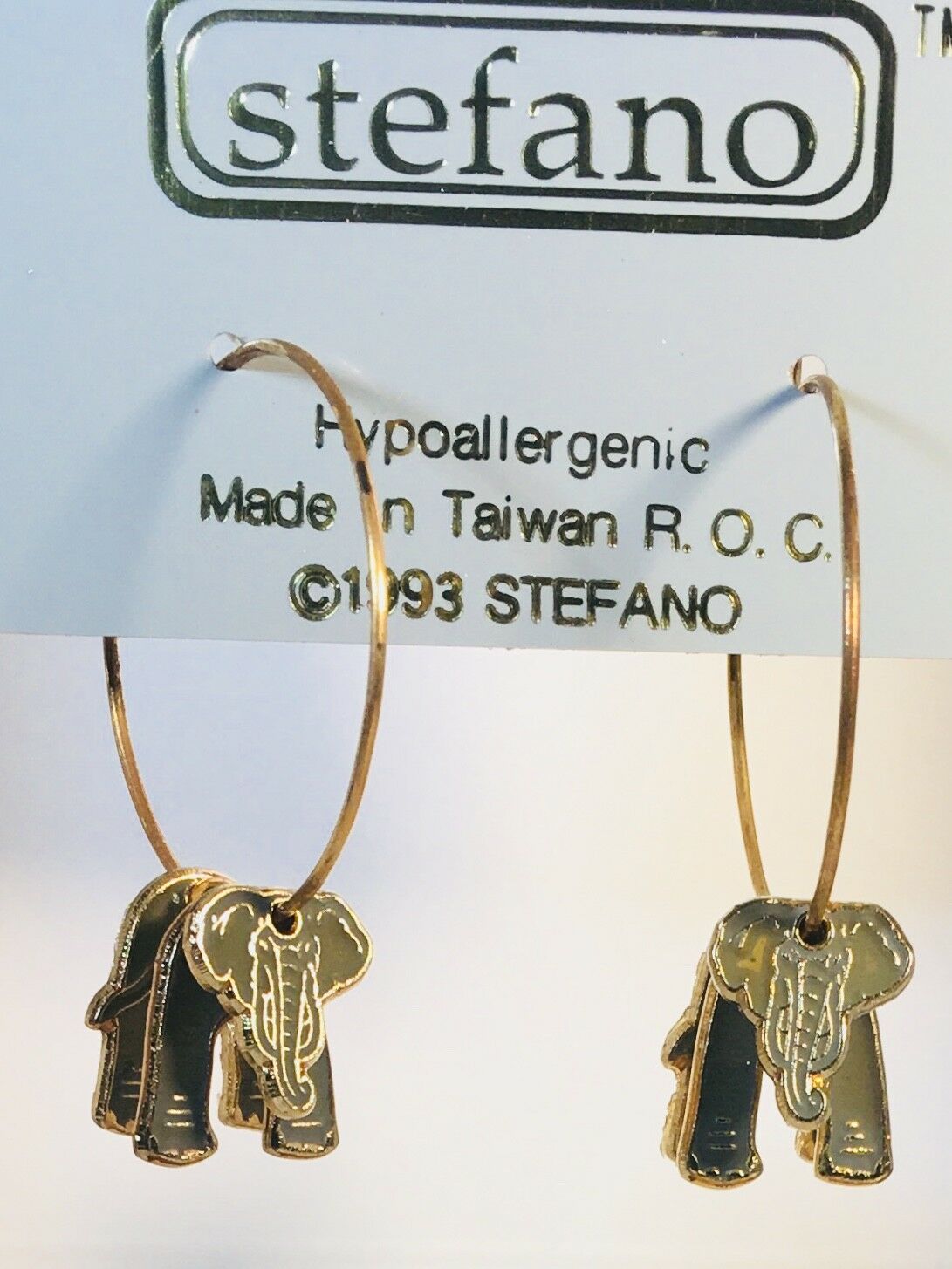 

ELEPHANT SMALL HOOP EARRINGS gray pink blue green Stefano 7 8 hoop gold plate