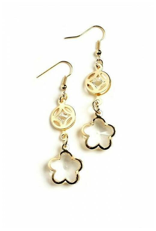 

Floral Shape Stone Drop Earrings