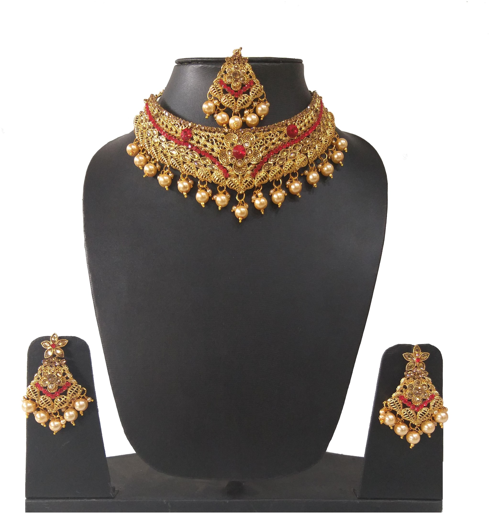 

Infinite Creations Party Wear Beautiful Heavy Choker With Long Earrings Maang Tika